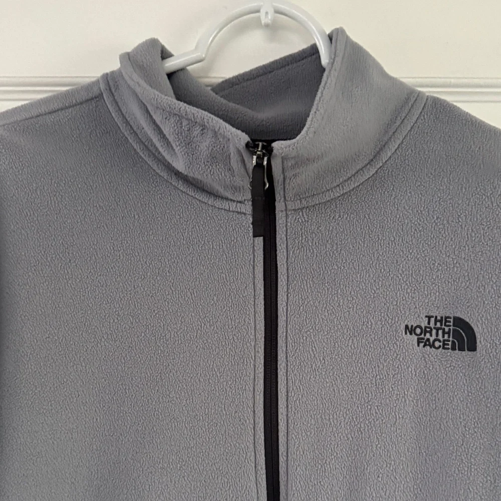 The North Face Men's Large TKA Fleece full zip Lightweight Jacket Gray